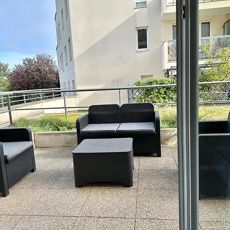 Perle Rare « le Cosy De Cdg » *